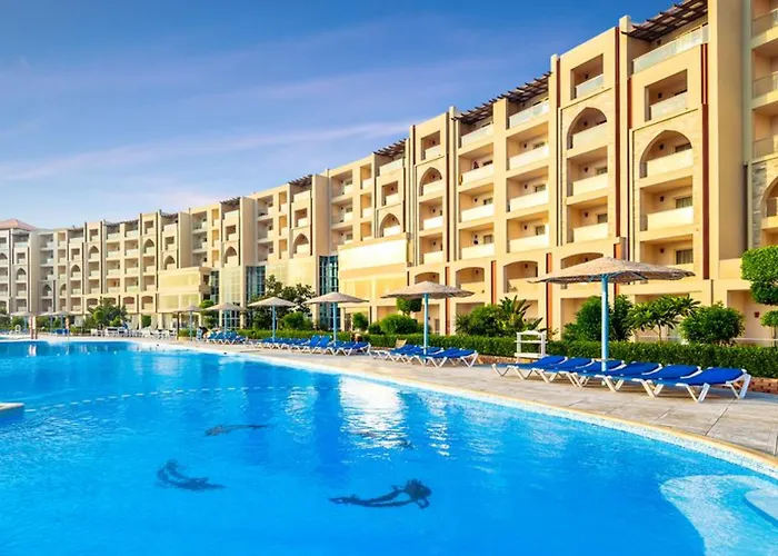 Курортный комплекс Hawaii Caesar Palace Aqua Park - Families And Couples Only 4*