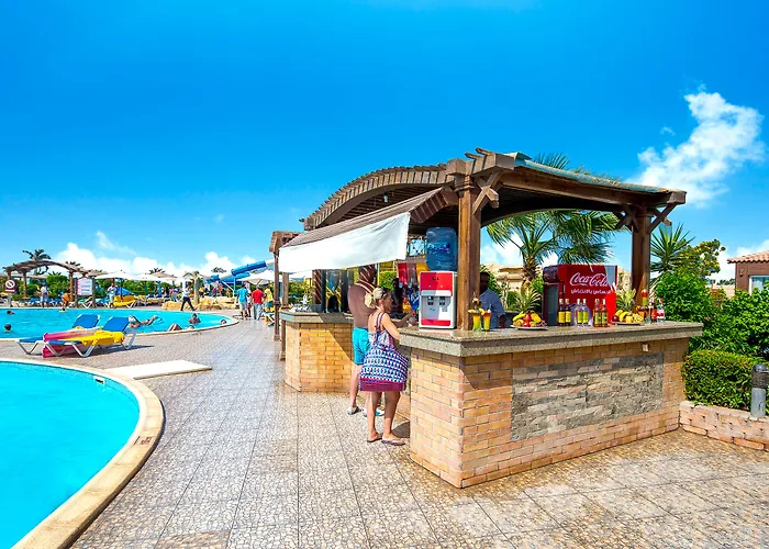 Hawaii Caesar Palace Aqua Park - Families And Couples Only