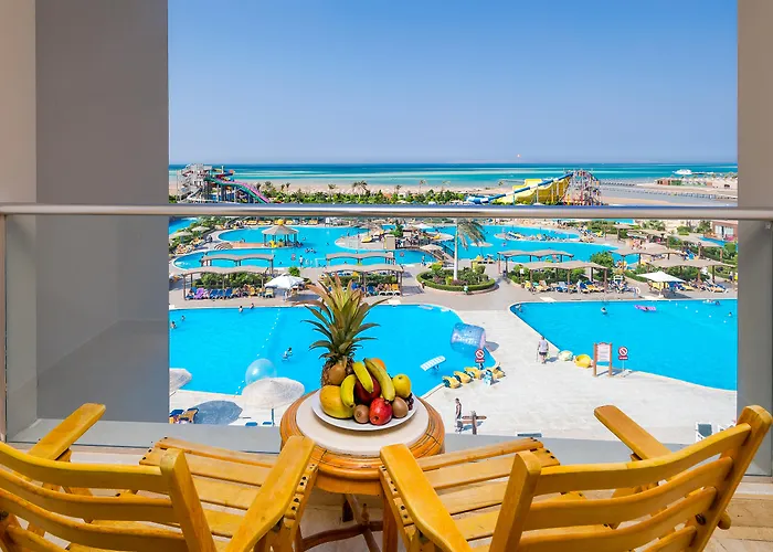 Hawaii Caesar Palace Aqua Park - Families And Couples Only Курортный комплекс 4*