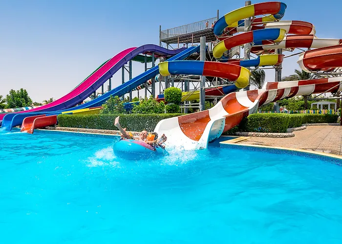 Hawaii Caesar Palace Aqua Park - Families And Couples Only Курортный комплекс