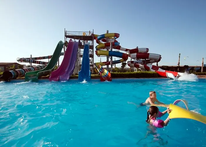 Hawaii Caesar Palace Aqua Park - Families And Couples Only Курортный комплекс Хургада