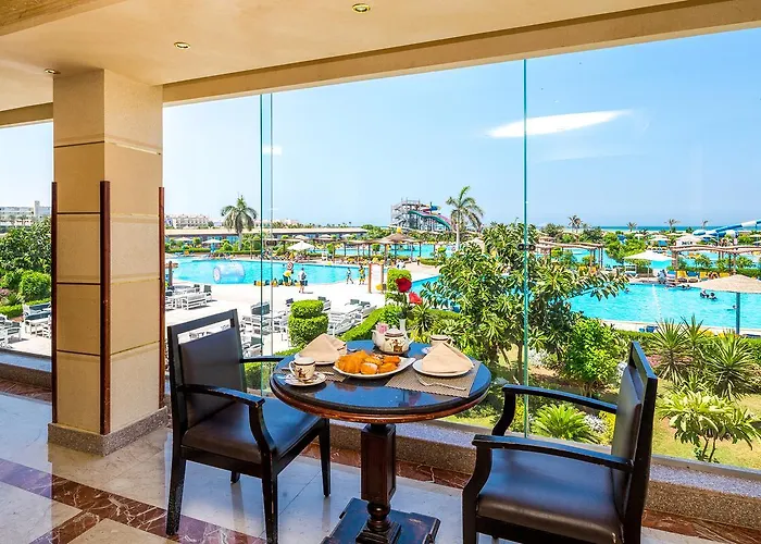 Курортный комплекс Hawaii Caesar Palace Aqua Park - Families And Couples Only