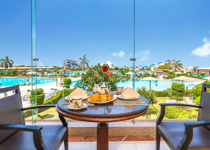 Курортный комплекс Hawaii Caesar Palace Aqua Park - Families And Couples Only